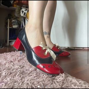 Vintage 1970s “Town Flair” bicentennial loafers. Size 8.5